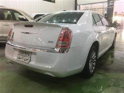 كرايسلر 300